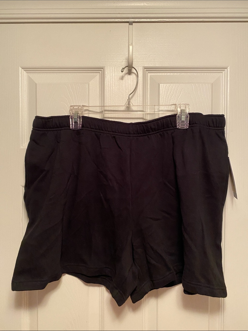 Universal Thread Black Pull On Shorts…size XXL